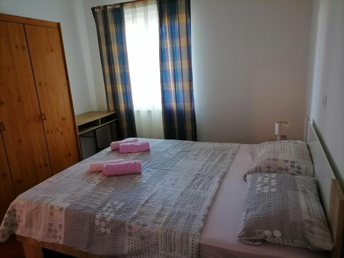Sem Appartement Tar-Vabriga Buitenkant foto